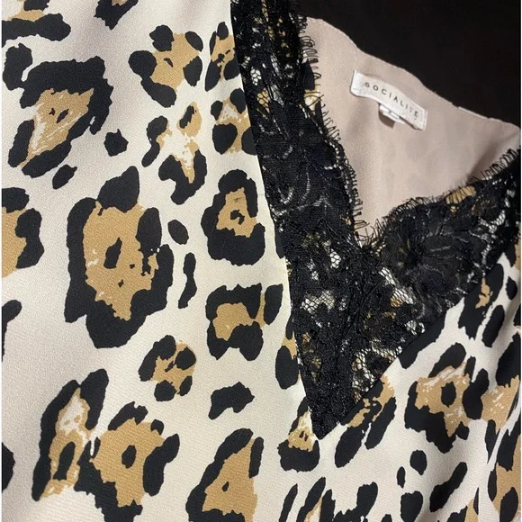 Socialite Leopard Print Going Out Top/Tank Top - Picture 5 of 9